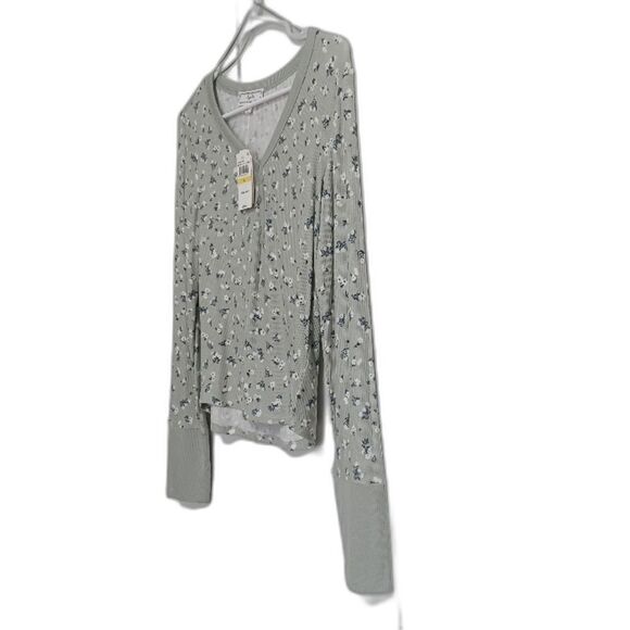 HIPPIE ROSE Juniors' Long-Sleeve Henley Floral T-Shirt Green Medium - Picture 7 of 13